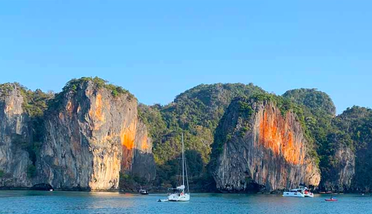 Phuket Tour Packages for Honeymoon